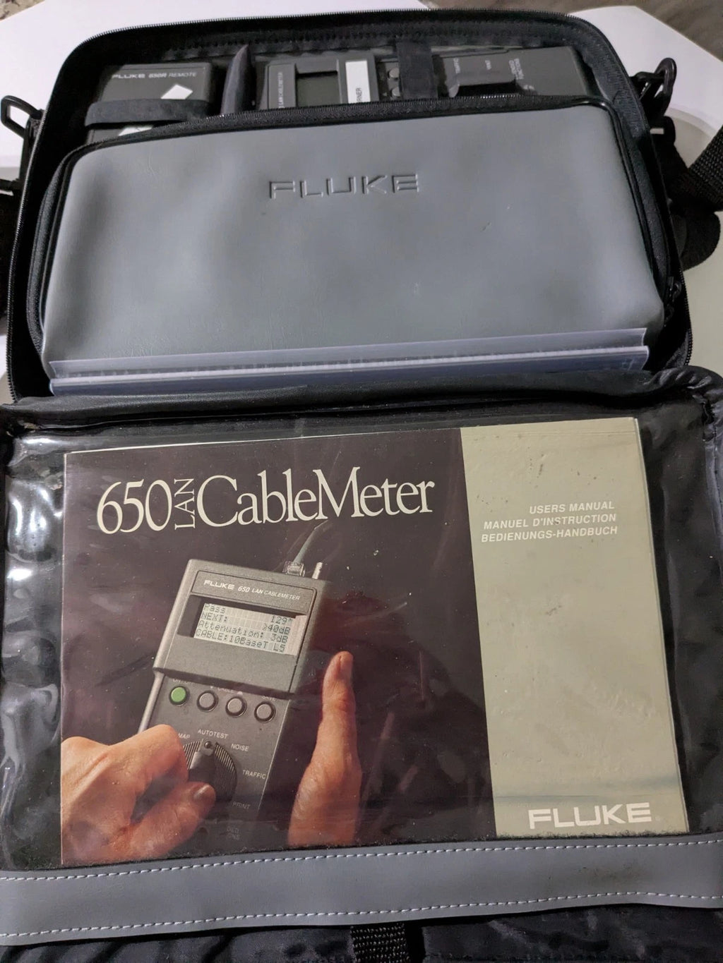 Fluke 650 LAN Cable Meter Coax Tester Kit 10MHz w/ Case, Manual
